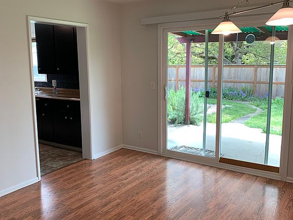 4th image of 2817 NE 48th St