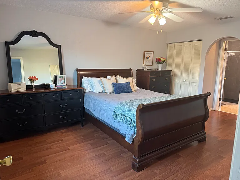 1063 Wexford Way — Photo 17