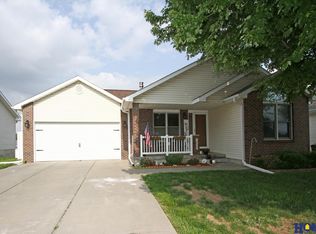 1947 SW 34th St, Lincoln, NE 68522