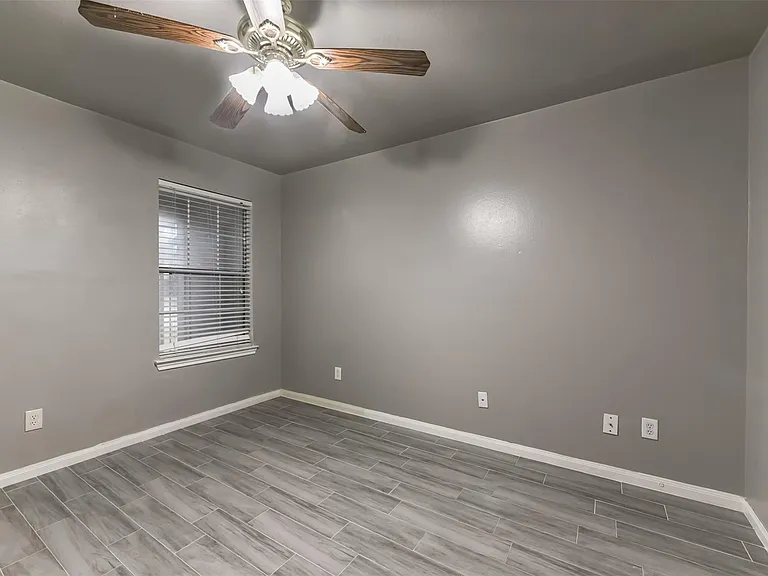 8322 Kingsbridge Meadow Dr — Photo 19