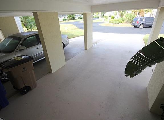 3rd image of 2 Plaza Ct