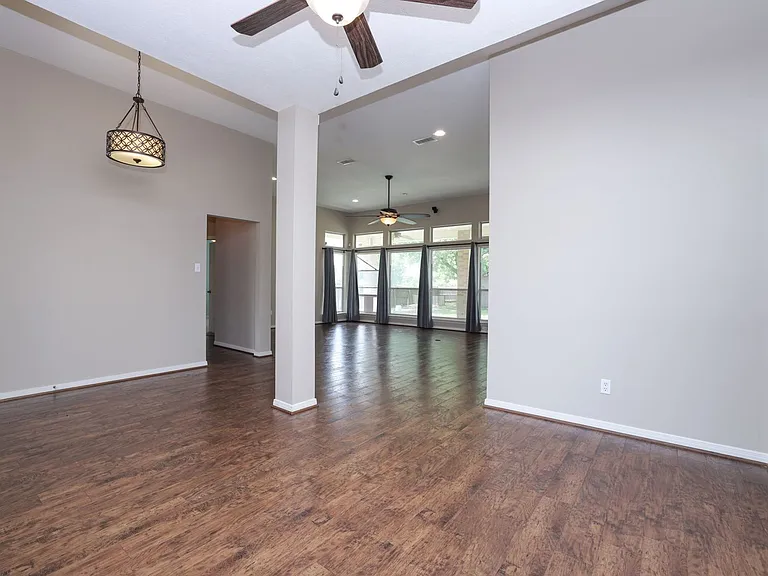 105 Lawrence Marshall Dr — Photo 7