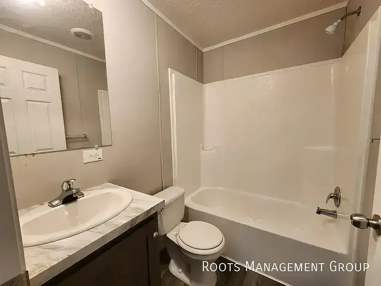 666 S Bluff St #746 — Photo 18