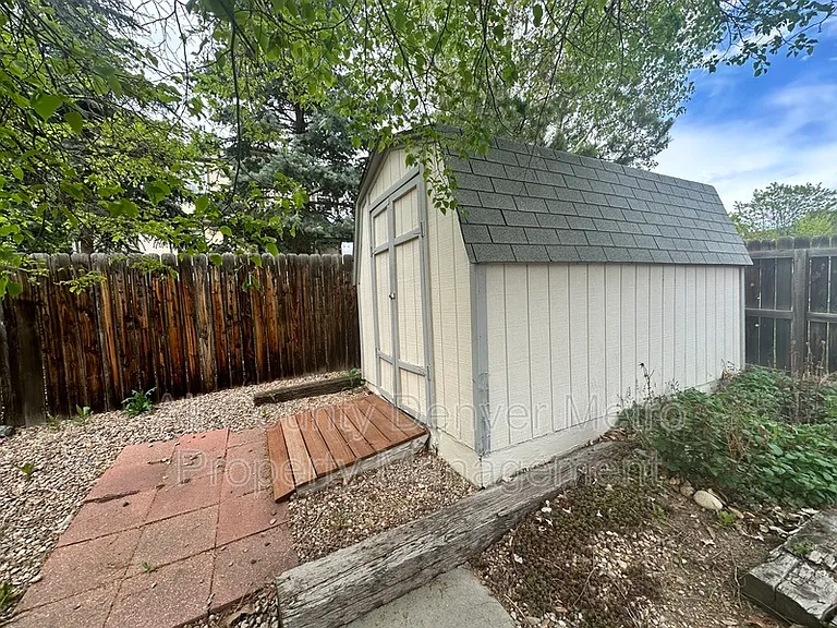1427 McIntosh Ave — Photo 10