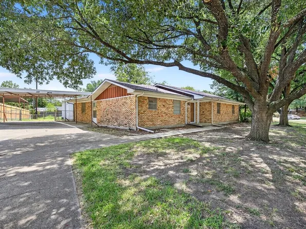 1207 Royal Dr, Kaufman, TX 75142