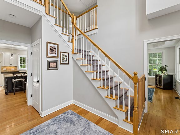 5th image of 10 Pearl Street