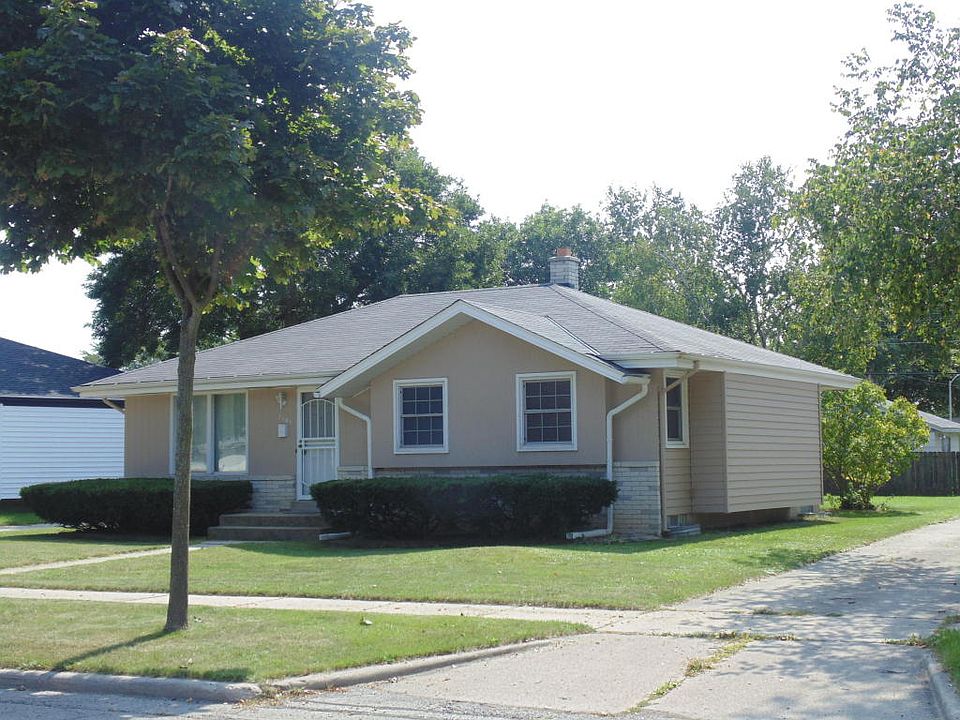 1st image of 7107 W Acacia St