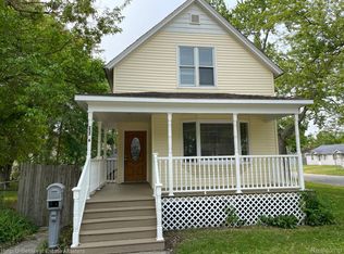 2526 Oak St, Port Huron, MI 48060
