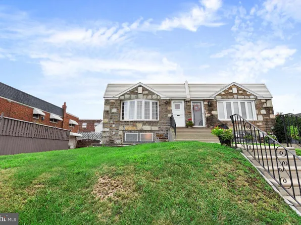 3806 Karen St, Philadelphia, PA 19114