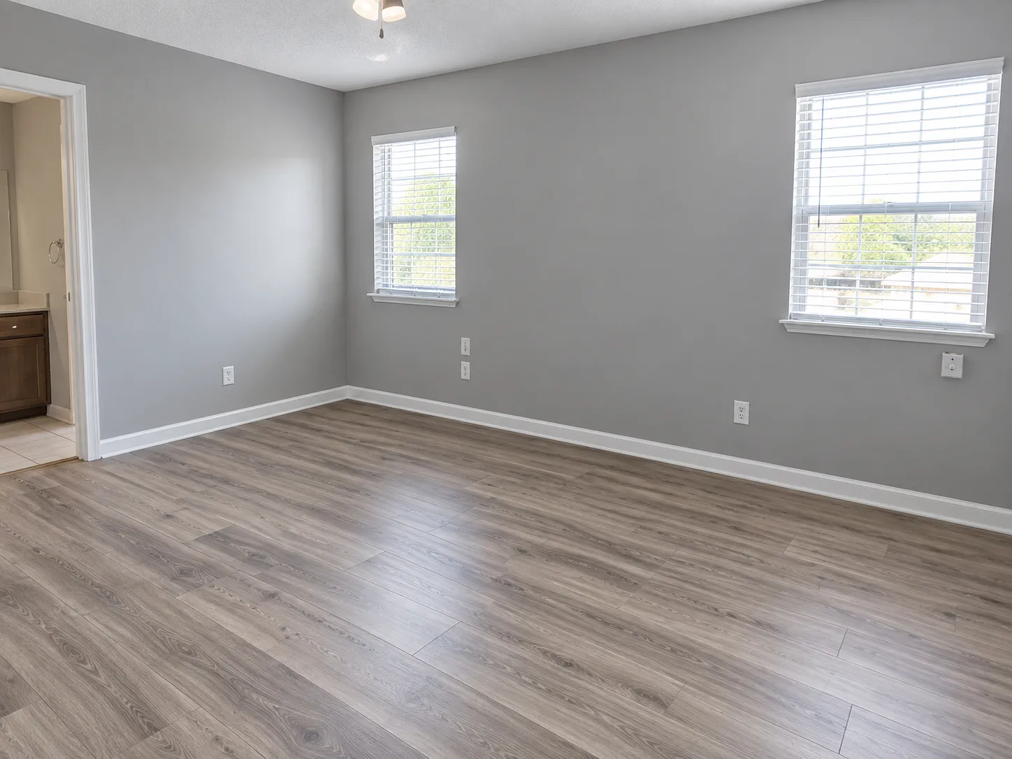 4 bed, 1365 sqft, $1,695 — Photo 3