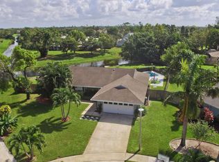 1125 Basswood Pl, Wellington, FL 33414