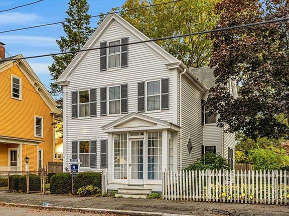 3rd image of 74 Purchase St