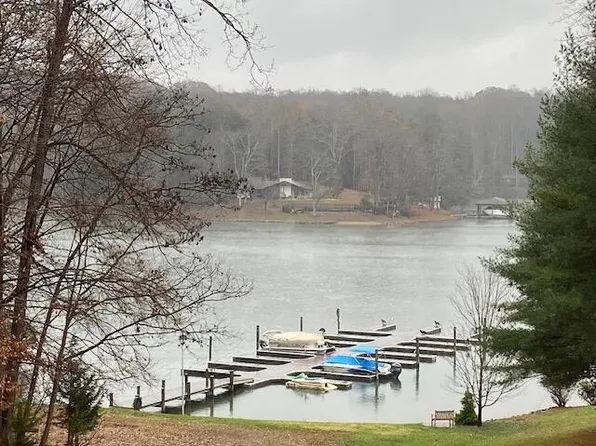35 Cedar Ridge Rd, Union Hall, VA 24176