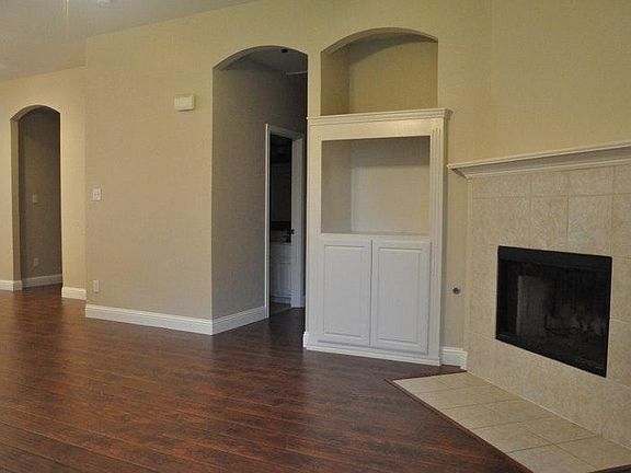 4th image of 3504 Marquette Dr