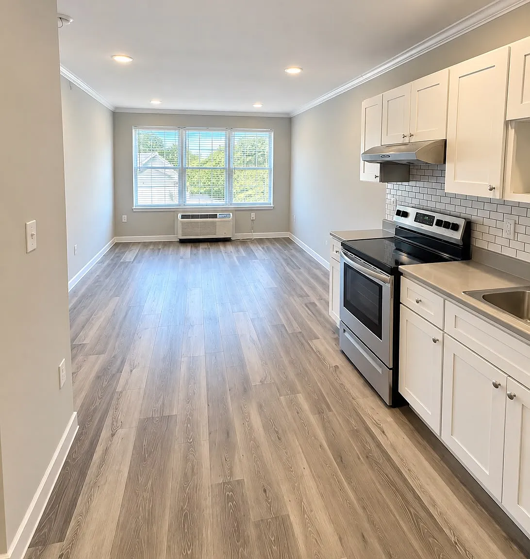 1 bed, $1,718 — Photo 2