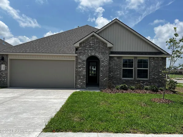 108 Romain Picard Dr, Maurice, LA 70555