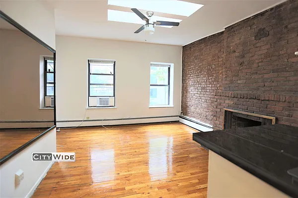 Rented by City Wide Apartments | media 1