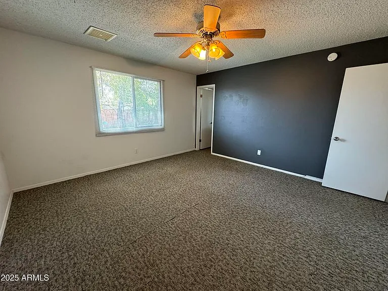 2520 S Terrace Rd — Photo 21