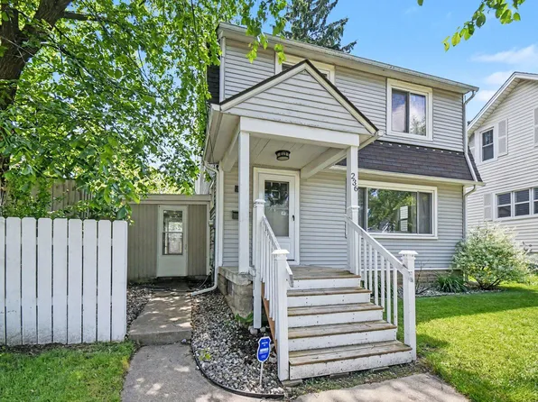 236 Dean St NE, Grand Rapids, MI 49505