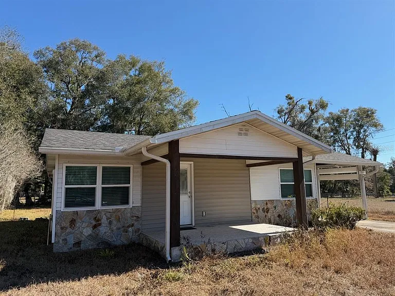 1557 S Clara Ave — Photo 1