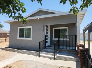 1678 E Foster Dr, Tulare, CA