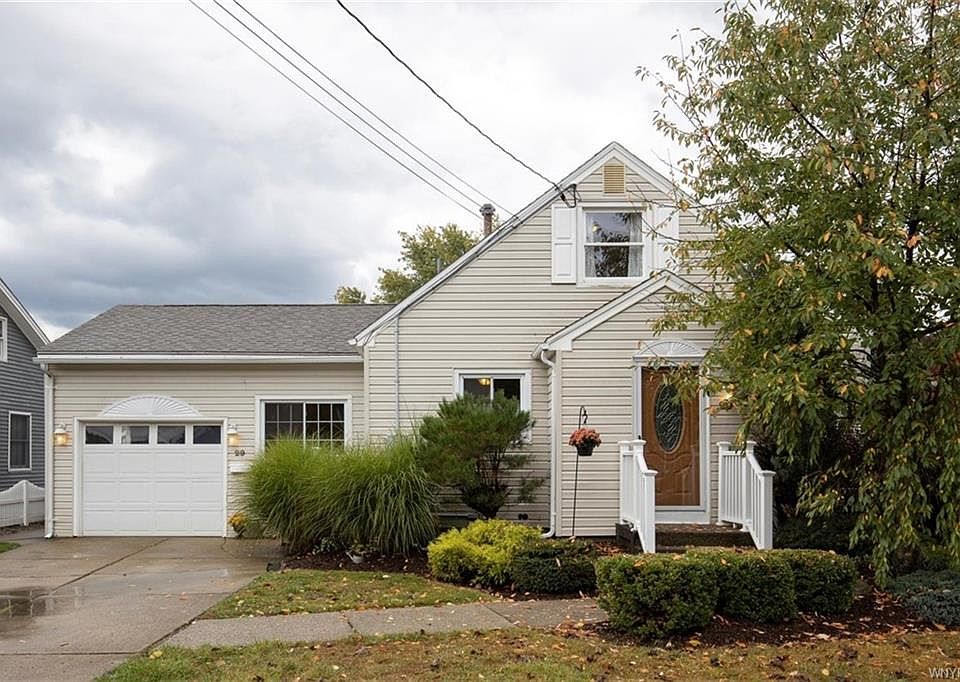1st image of 29 Parkside Dr