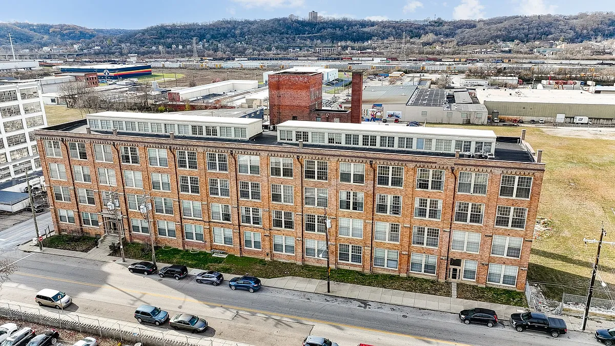 Building Photo - Machine Flats