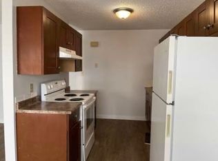 17 Cardinal Ave #C, Red Deer, AB T4P2S9