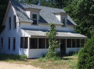 2 School St, Townsend, MA 01469