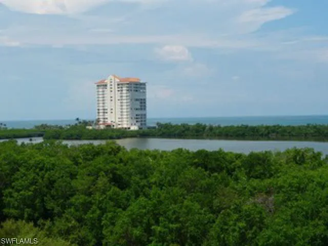 5550 Heron Point Dr #505