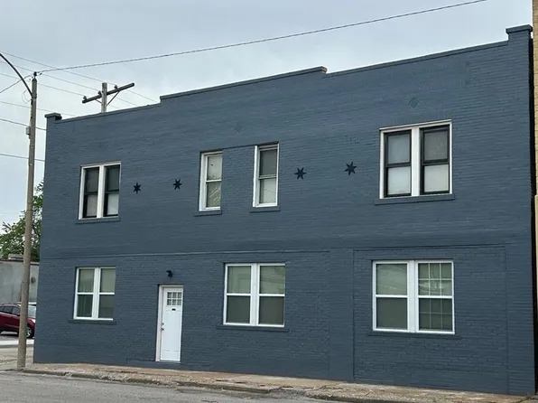 1300 W Main St, Belleville, IL 62220