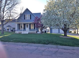 24899 343rd Ave, Chamberlain, SD 57325