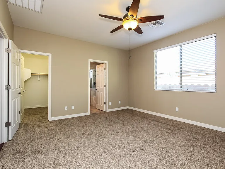 2534 W Beverly Rd — Photo 6