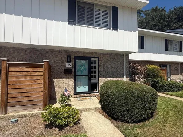 1500 Demere Rd APT D5, Saint Simons Island, GA 31522