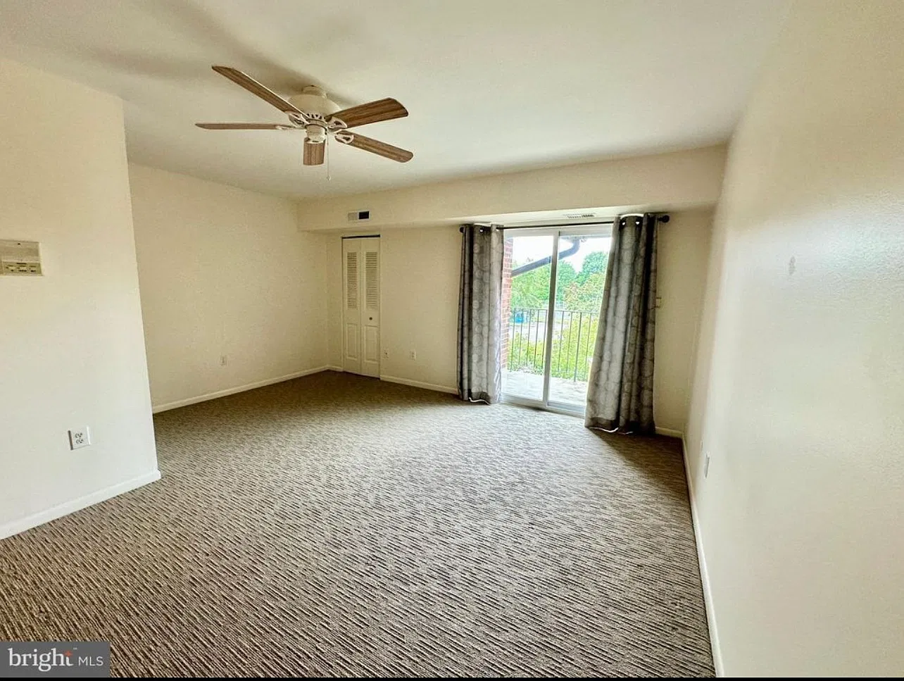 1 bed, 794 sqft, $1,550 — Photo 4