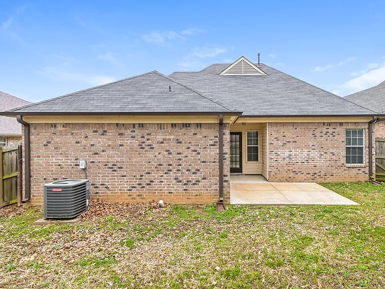 7852 Ridgedale Dr — Photo 16