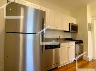 8 Camelot Ct #18MR, Brighton, MA 02135
