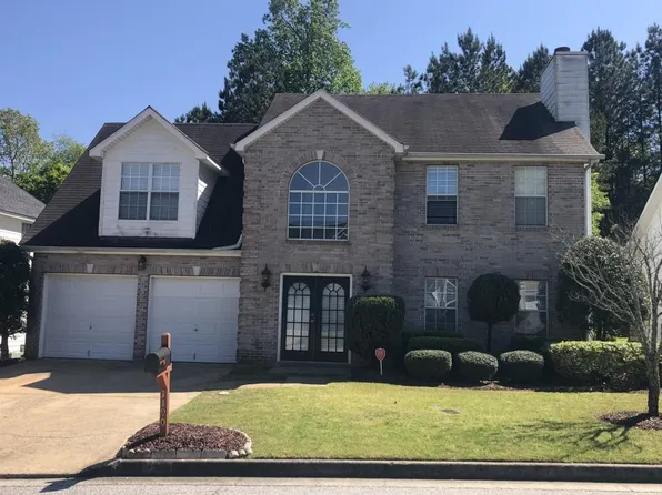 1190 Old Greystone Dr, Lithonia, GA 30058
