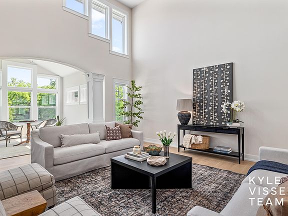 5th image of 69 Lakeside Dr SE