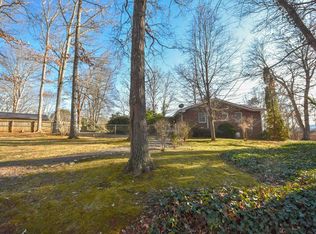 121 Skylark St, Franklin, NC 28734