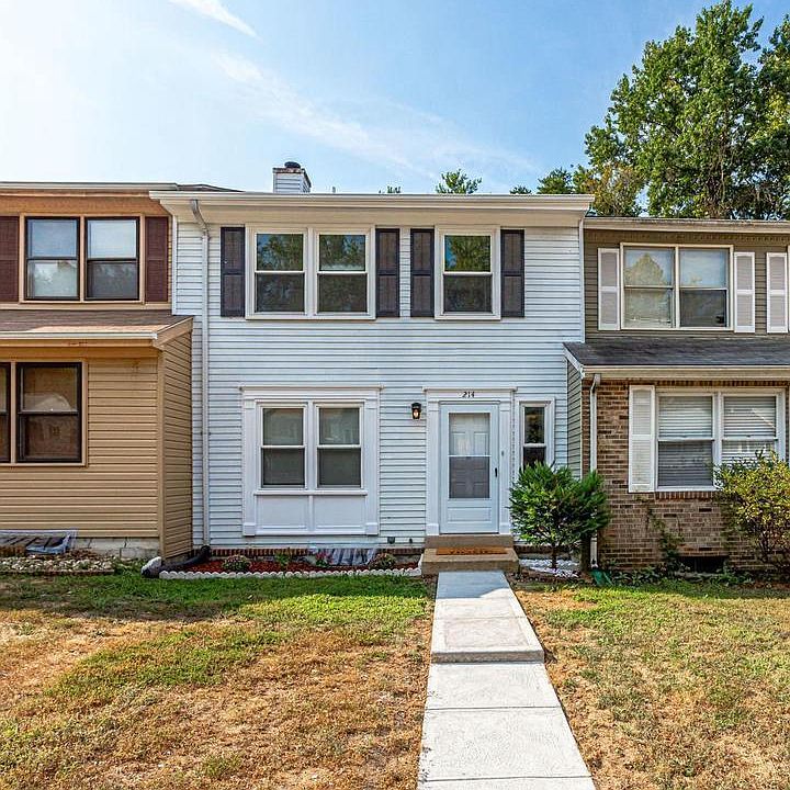 1st image of 214 Westdale Dr