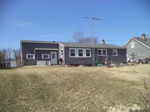 1221 Arthur Street, Darlington, WI 53530