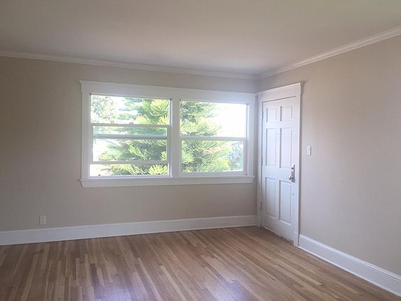 4th image of 3825 1/2 Sawtelle Blvd