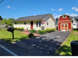 8520 Lakeshore Rd, Cicero, NY 13039