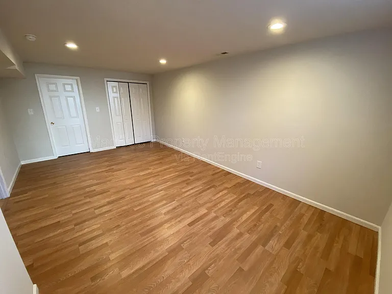 4106 Parapet Ct — Photo 45