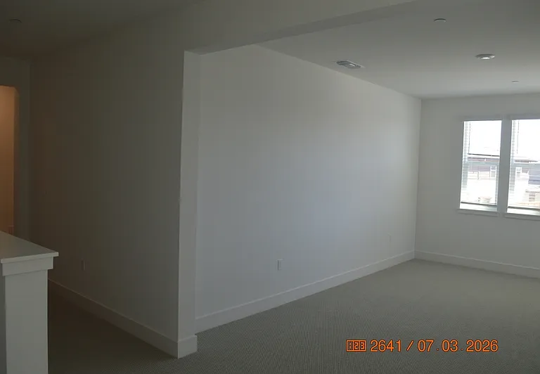 228 W Volta St — Photo 8