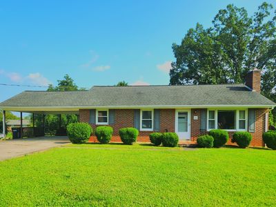 505 Hilltop Dr, Rocky Mount, VA, 24151