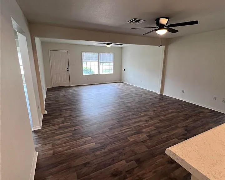 1812 McGregor Ave — Photo 3
