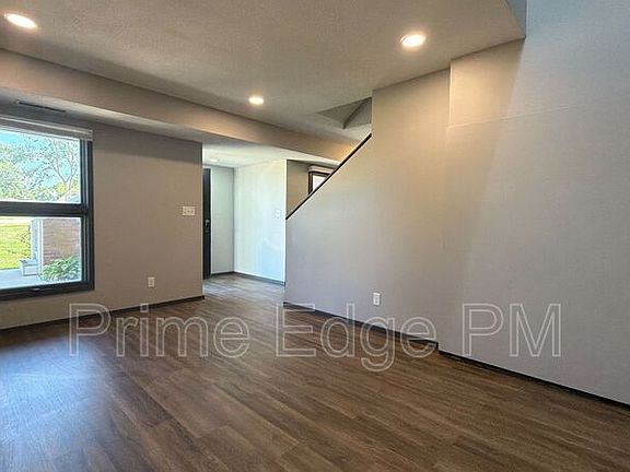 4th image of 1741 Ridgehaven Ct #1