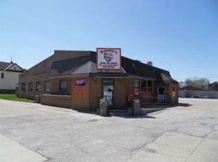 221 N Carroll St, Carroll, IA 51401